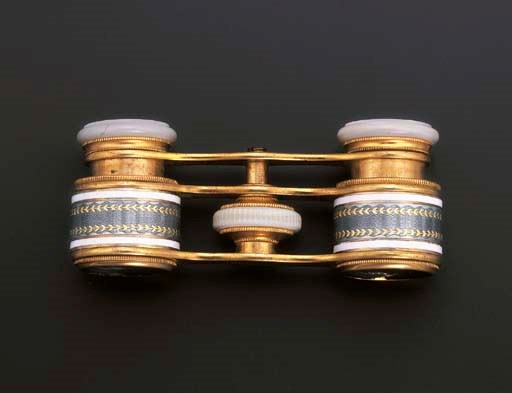 A PAIR OF BELLE EPOQUE ENAMEL OPERA GLASSES, BY CARTIER
