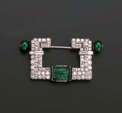 AN ART DECO EMERALD AND DIAMOND BROOCH, BY CARTIER