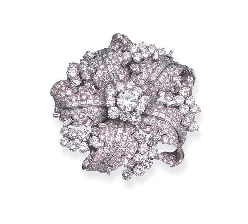 A DIAMOND FLORAL CLIP BROOCH, BY BULGARI