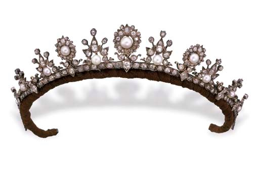 AN ANTIQUE PEARL AND DIAMOND TIARA