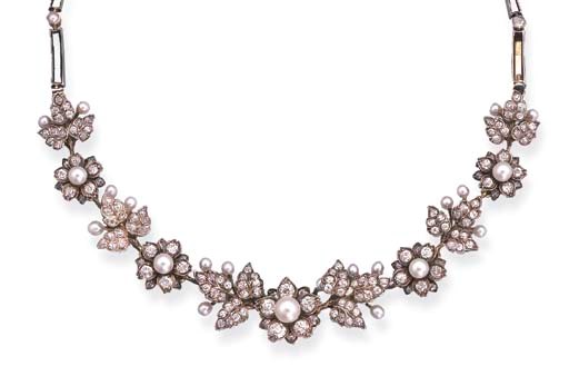 AN ATTRACTIVE ANTIQUE PEARL AND DIAMOND NECKLACE