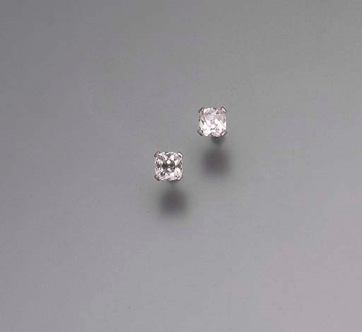 A PAIR OF DIAMOND SINGLE-STONE EARRINGS