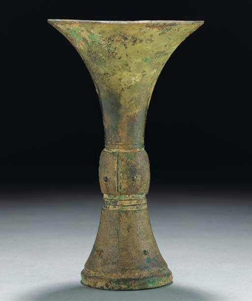 A Bronze gu vase, Shang Dynasty