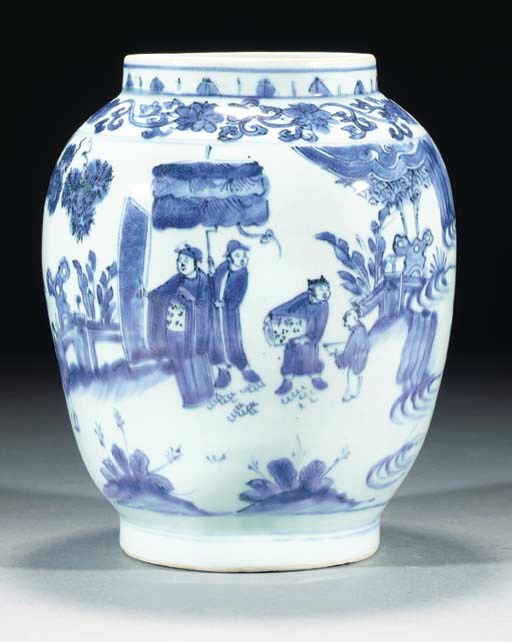 A blue and white ovoid vase, Transitional