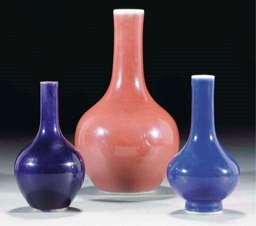 A sang de boeuf glazed bottle vase, 18th century