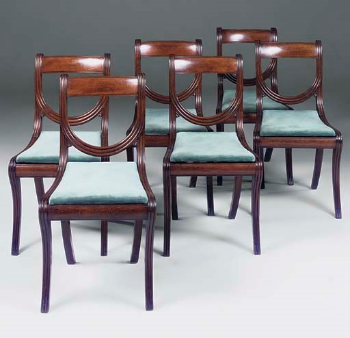 A SET OF SIX REGENCY MAHOGANY DINING CHAIRS