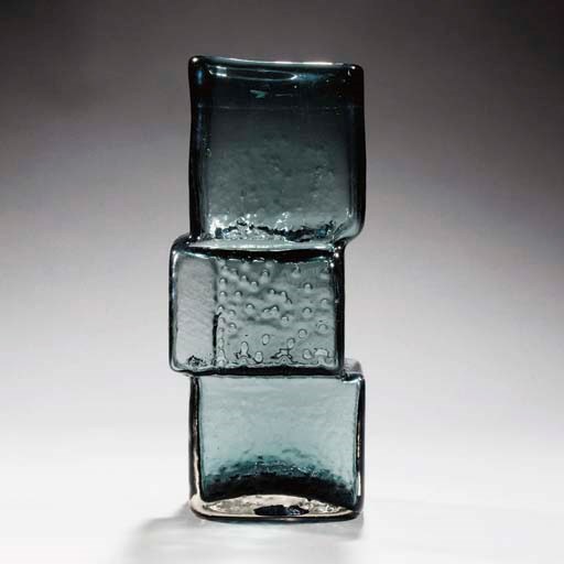 AN Indigo Drunken Bricklayer 9672 Vase