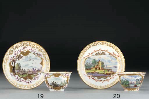 A Meissen hunting teabowl and saucer