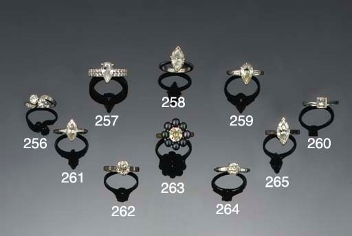 A diamond single stone ring