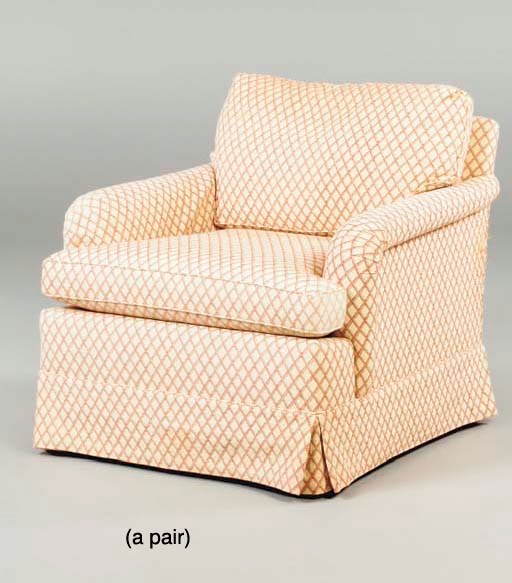 A PAIR OF UPHOLSTERED CLUB CHAIRS,