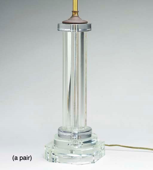 A PAIR OF COLUMNAR FORM GLASS TABLE LAMPS,