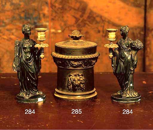 A REGENCY BRONZE COLZA OIL LAMP RESERVOIR COVER