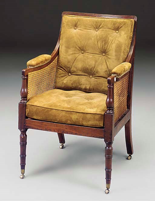 A REGENCY MAHOGANY BERGERE