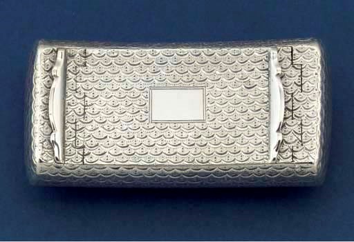 A George III double-hinged snuff box