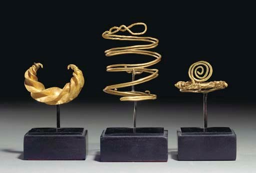 THREE EARLY EUROPEAN GOLD ORNAMENTS