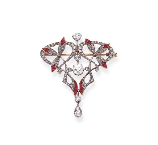 BROCHE BELLE EPOQUE RUBIS ET DIAMANTS