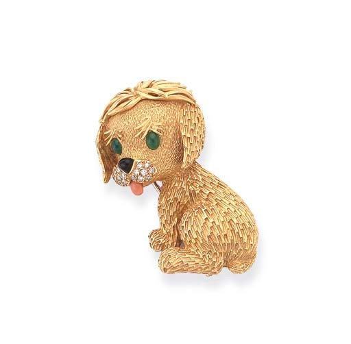 CLIP "CHIEN PELUCHE" CHRYSOPRASES, EMAIL, CORAIL ET DIAMANTS, PAR VAN CLEEF & ARPELS