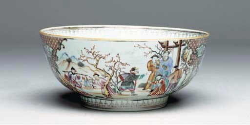 A CHINESE EXPORT FAMILLE ROSE BOWL,