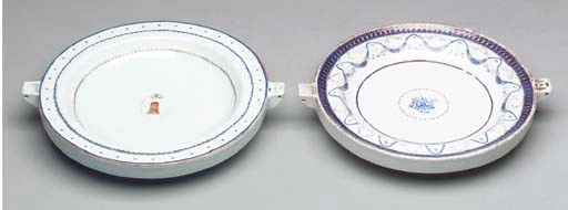 TWO PAIRS OF CHINESE EXPORT PORCELAIN HOT WATER DISHES,