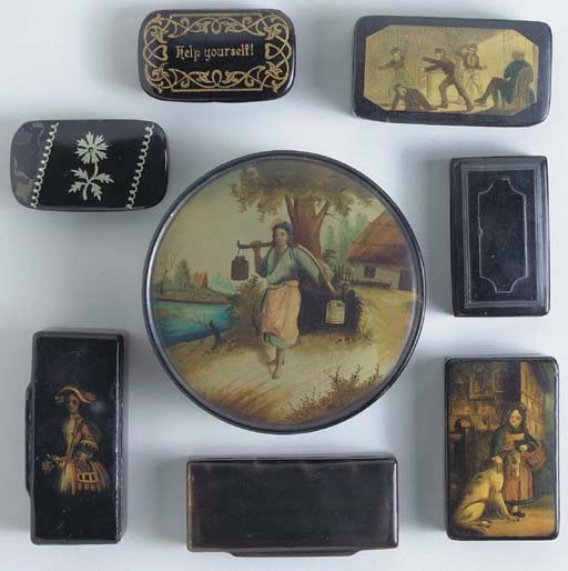 A GROUP OF VICTORIAN PAPIER MACHE SNUFF BOXES,