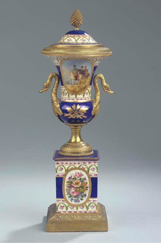 A Sèvres-pattern porcelain gilt metal-mounted cassolette