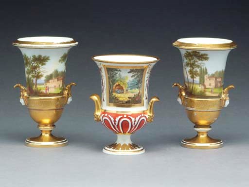 A PAIR OF CONTINENTAL PORCELAIN URNS,