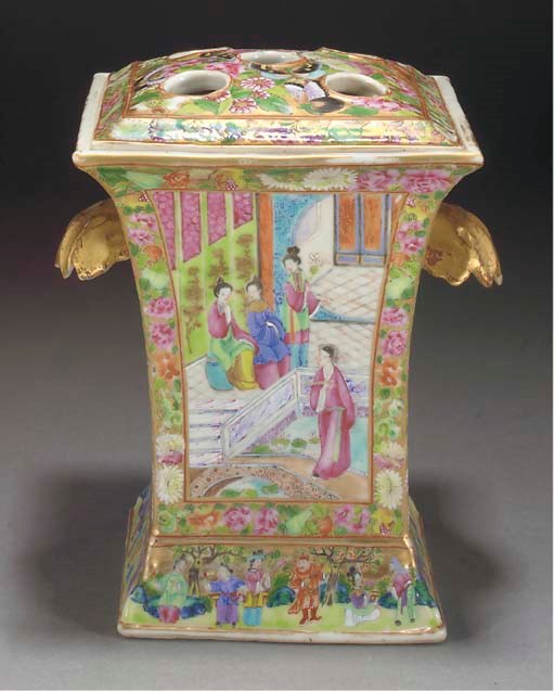 A Cantonese bough pot and cover, 19th century