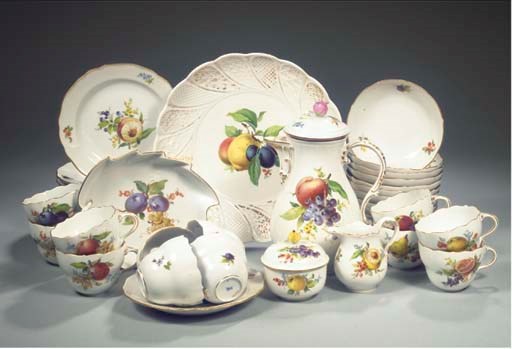(43)A Meissen porcelain fruit coffee service