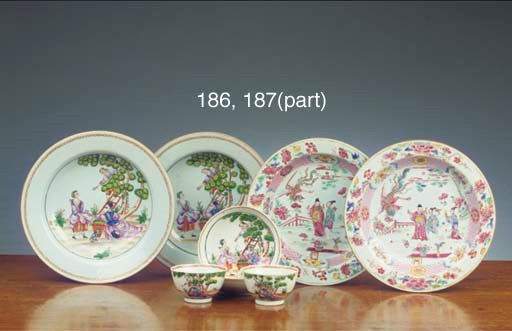 (29) An assorted lot of Chinese famille rose porcelain