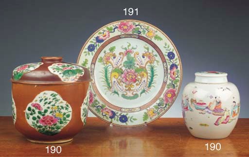 An assorted lot of Chinese porcelain
