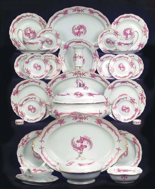 A Meissen porcelain assembled Purple Dragon dinner service