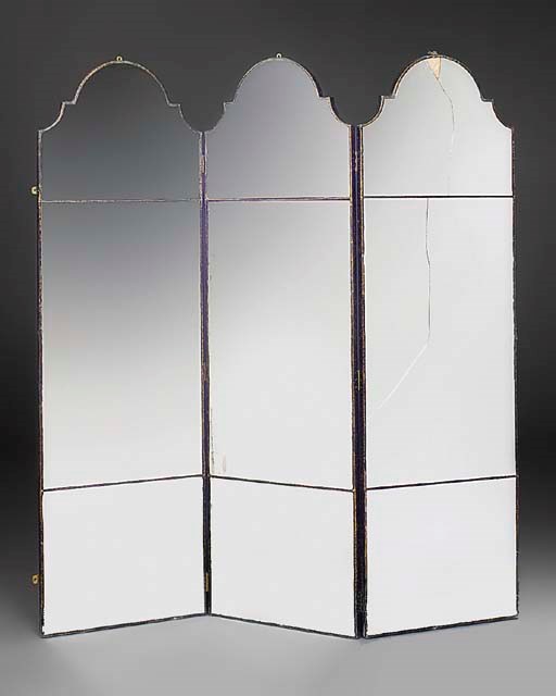 A MIRRORED THREE-FOLD SCREEN