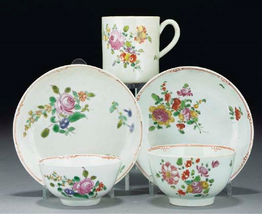 Two Liverpool teabowls, two saucers and a coffee-can