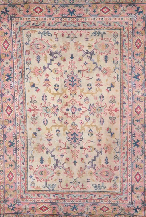 TAPIS OUSHAK