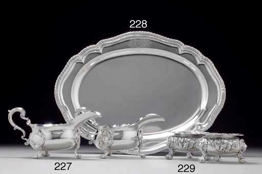 A GEORGE II SILVER MEAT DISH