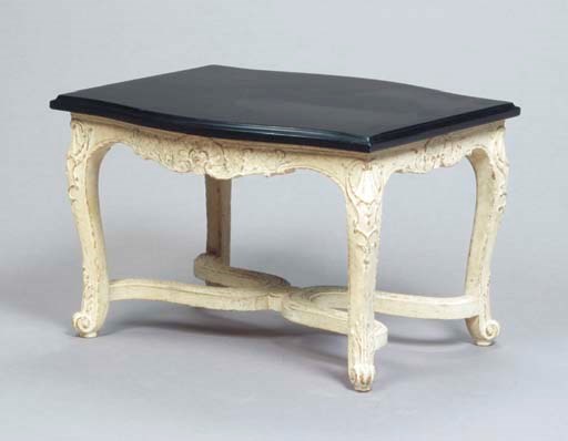 A PAIR OF REGENCE STYLE CREAM-PAINTED AND SLATE-TOPPED SIDE TABLES,