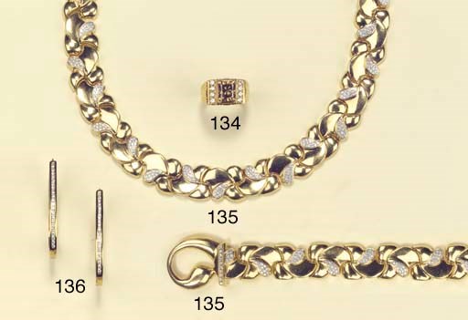 A PAIR OF DIAMOND EARHOOPS