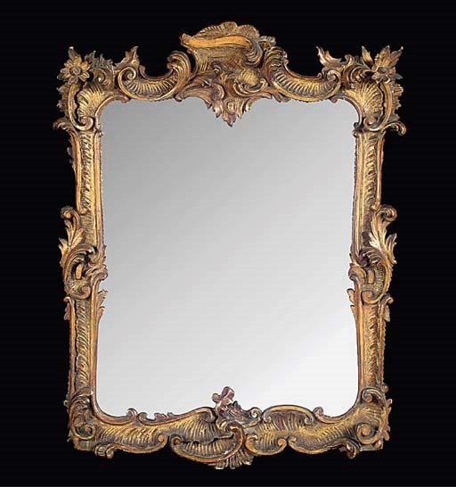 A GILTWOOD MIRROR