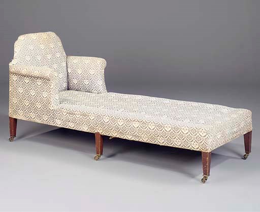 A HOWARD & SONS WALNUT DAYBED