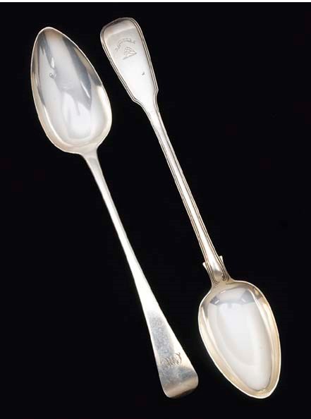 A VICTORIAN SILVER FIDDLE AND THREAD PATTERN BASTING SPOON