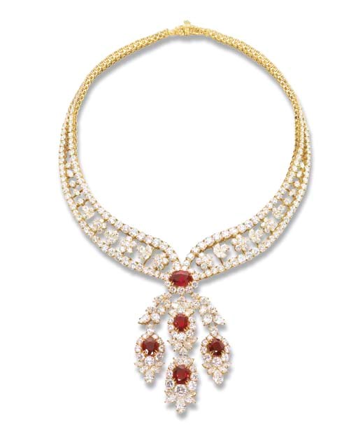 AN ELEGANT RUBY AND DIAMOND NECKLACE