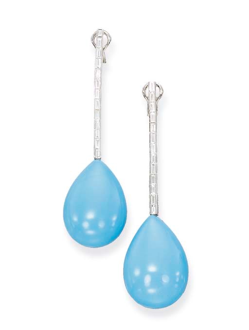 A PAIR OF TURQUOISE AND DIAMOND EARRINGS