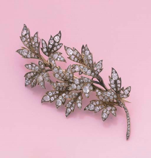 BROCHE DIAMANTS