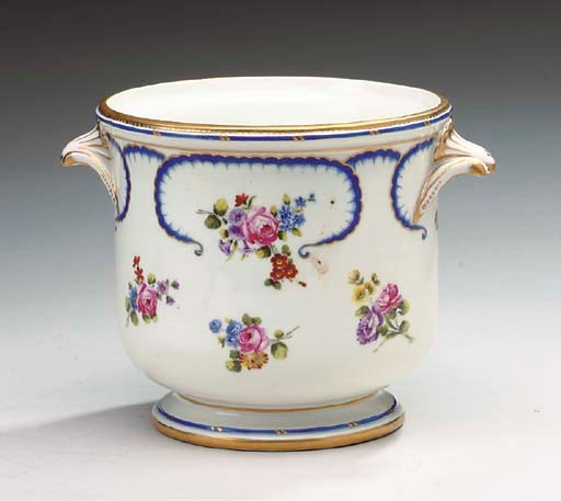 A SEVRES STYLE FEUILLE-DE-CHOUX ICE PAIL,