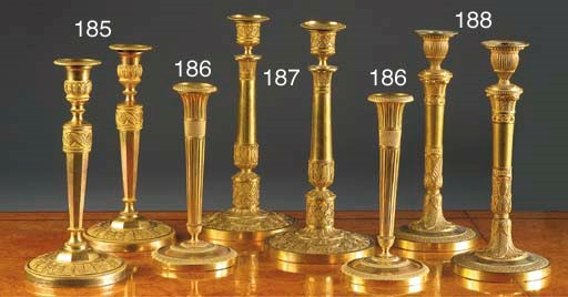 PAIRE DE FLAMBEAUX D'EPOQUE RESTAURATION