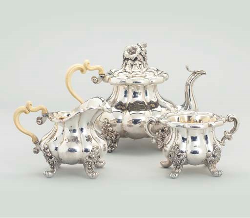 A THREE-PIECE AUSTRIAN SILVER TEA SERVICE