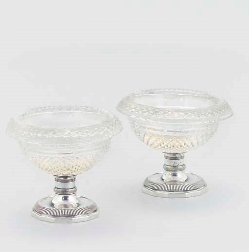 A PAIR OF DUTCH SILVER-MOUNTED GLASS SALTS