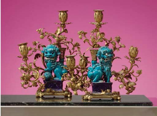 A PAIR OF ORMOLU-MOUNTED CHINESE PORCELAIN FOUR-LIGHT CANDELABRA