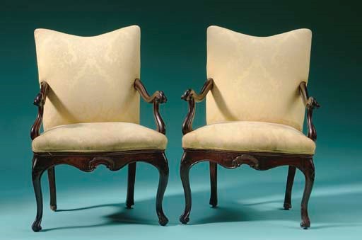 A PAIR OF ITALIAN WALNUT ARMCHAIRS