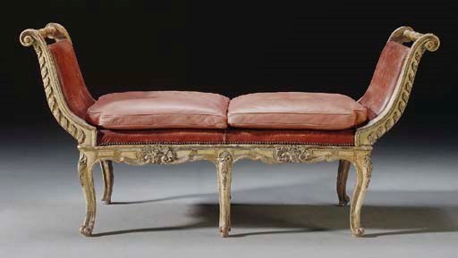 AN ITALIAN WHITE-PAINTED AND GILT-VARNISHED SILVERED ('MECCA') BENCH